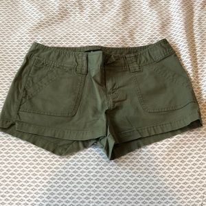 Express Shorts, Size 2